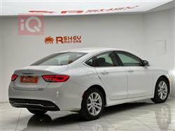 Chrysler 200